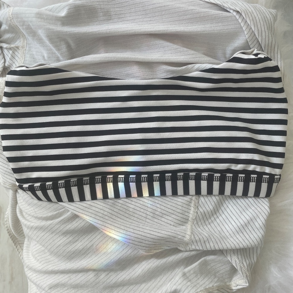 White and Coral Lululemon Wild Tank with Built-in Bra, Size 4 - Picture 9 of 12